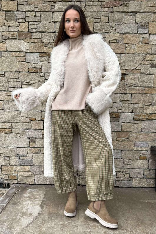 Verbier Premium Faux Fur Coat Stone /20